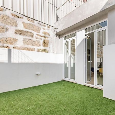 Guestready - Back To Road To Greenhouse Porto Eksteriør billede